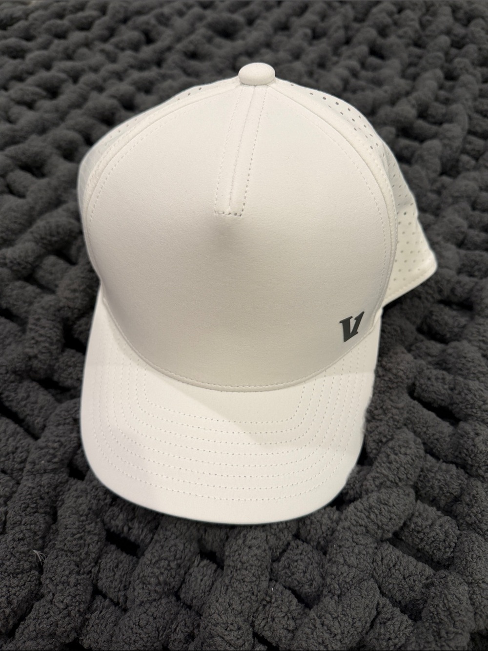 White Vuori V1 Water Tech Hat Unisex